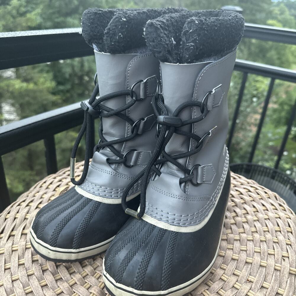 Sorel Women's Snow Boot Waterproof Black Gray Fleece Lining SIZE 5 Winter